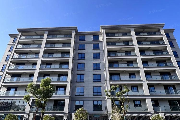 大湾区跨城置业城市挑选全攻略:结合工作地点与家庭阶段匹配定居地,避开远郊与概念大盘