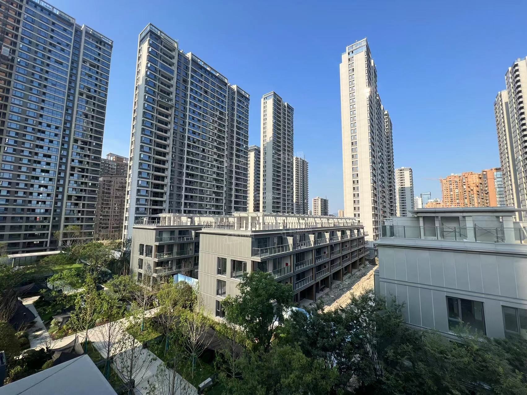 新房收房发现实测面积与合同不符怎么办:面积误差处理流程与维权依据详解